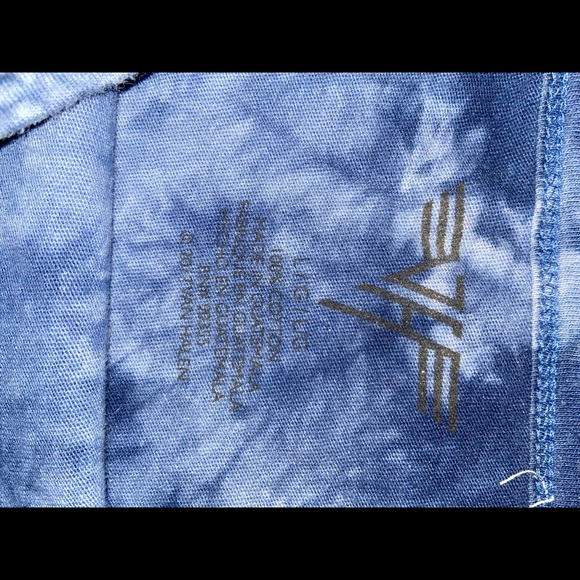 Tie Dye Navy Graphic Tee - Picture 4 of 4